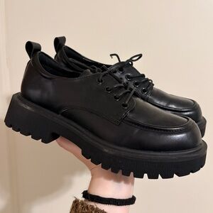 Mudd Black Faux Leather Chunky Lace Up Oxfords Loafers Size 8